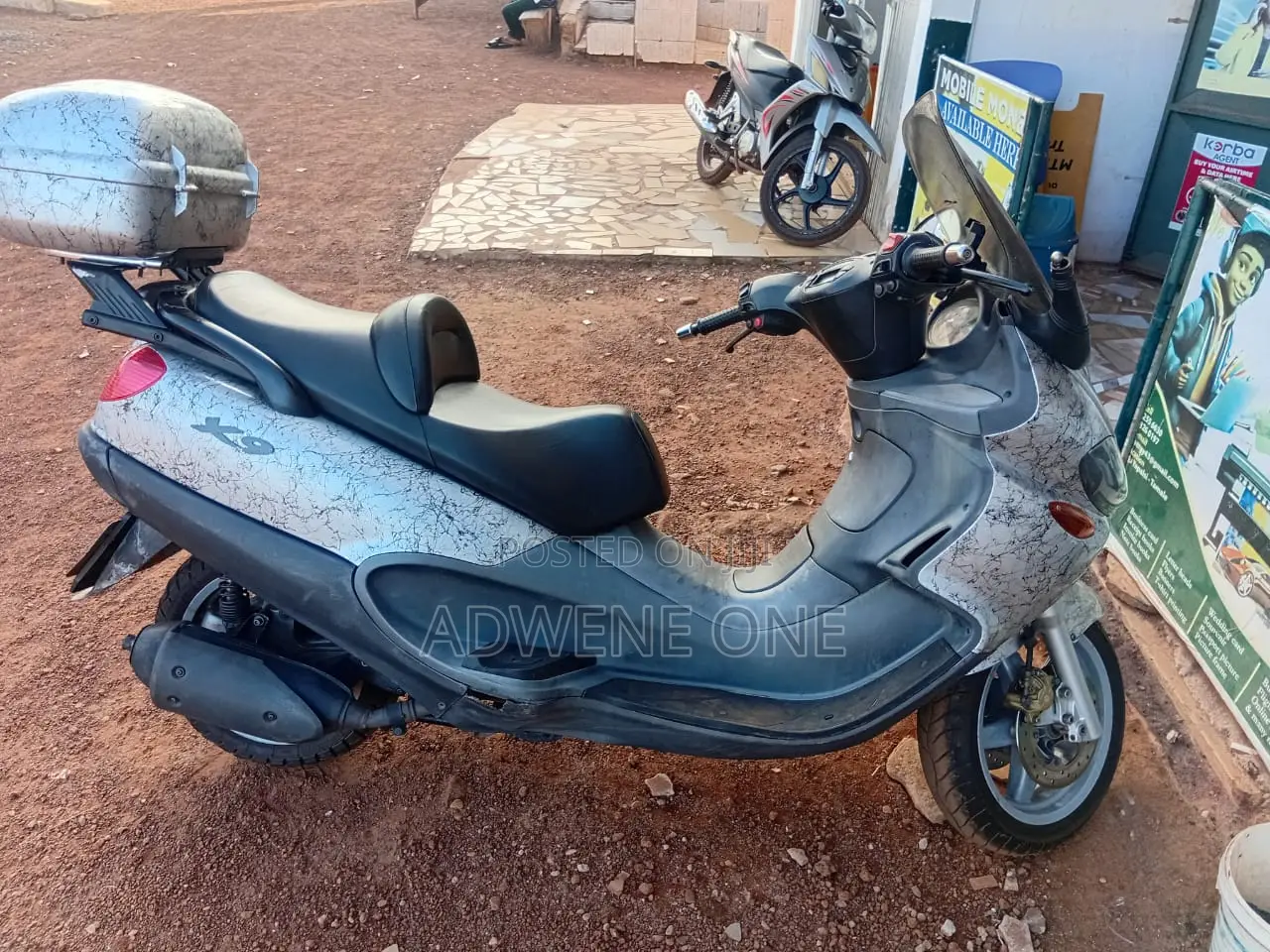 Piaggio Scooter 2017