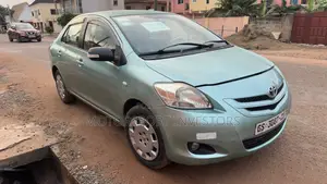 Toyota Belta 2010 Green