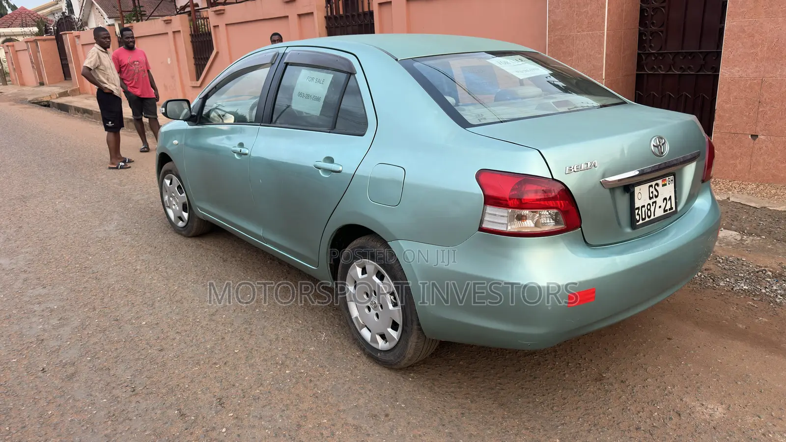 Toyota Belta 2010 Green