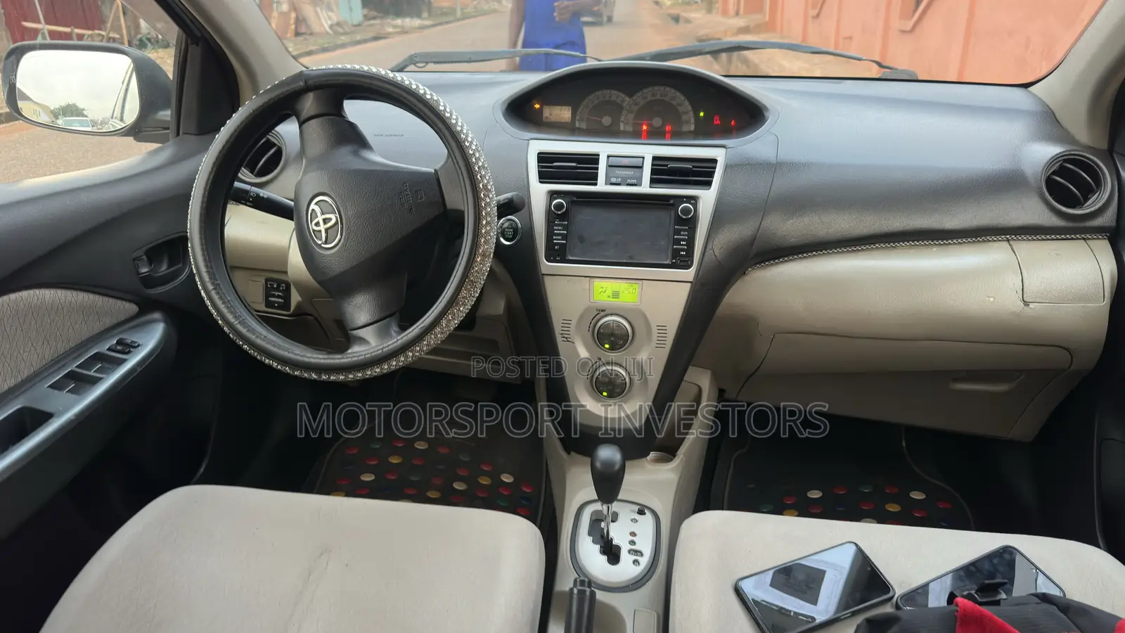 Toyota Belta 2010 Green