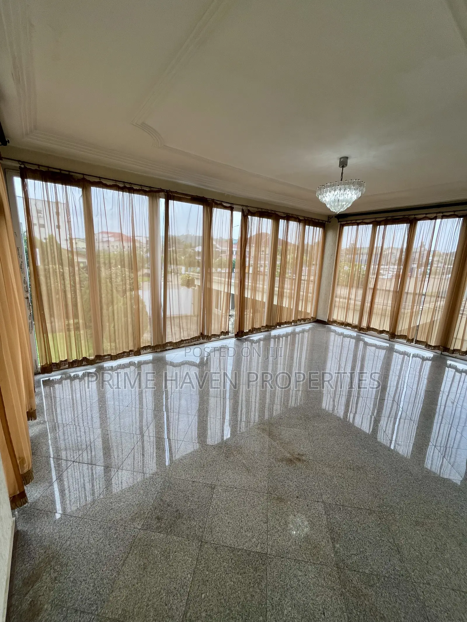 5bdrm House in Medifem Area for sale