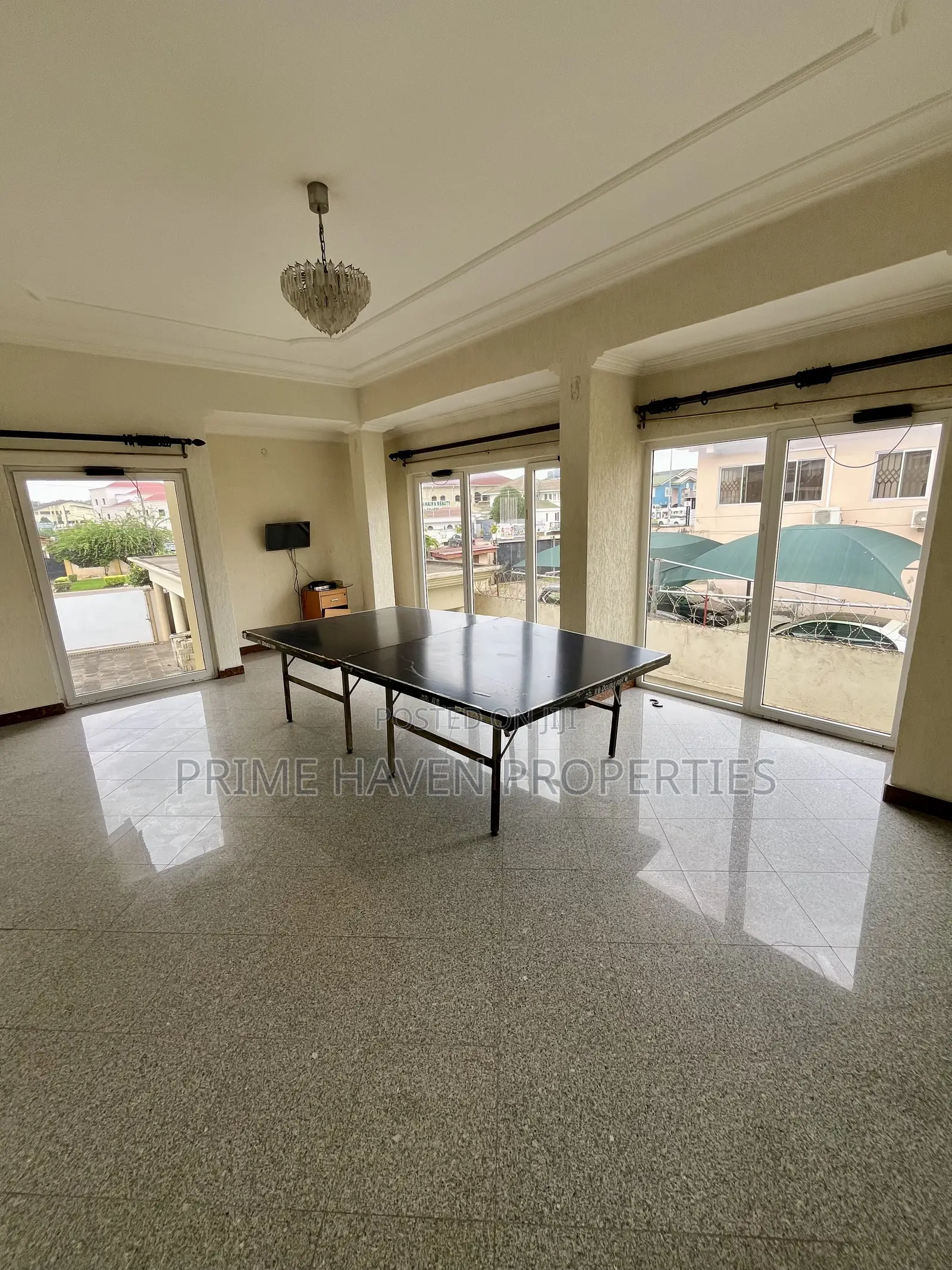 5bdrm House in Medifem Area for sale