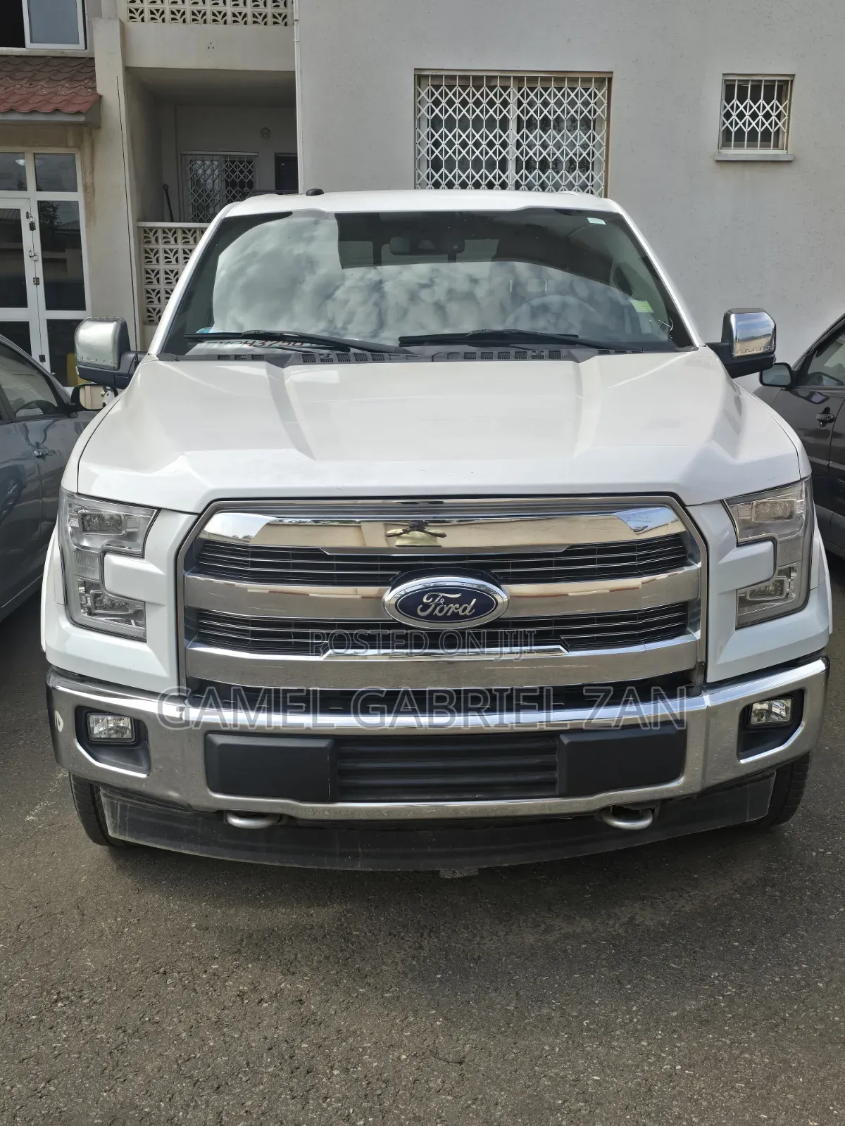 Ford F-150 Lariat 4x4 SuperCrew Cab Styleside 5.5 ft. box 145 in. WB