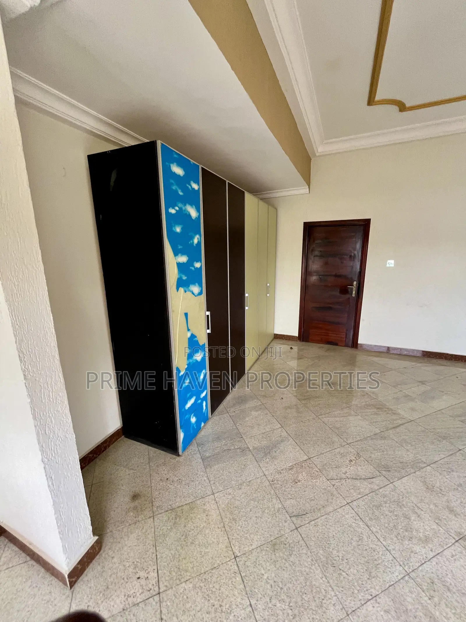 5bdrm House in Medifem Area for sale