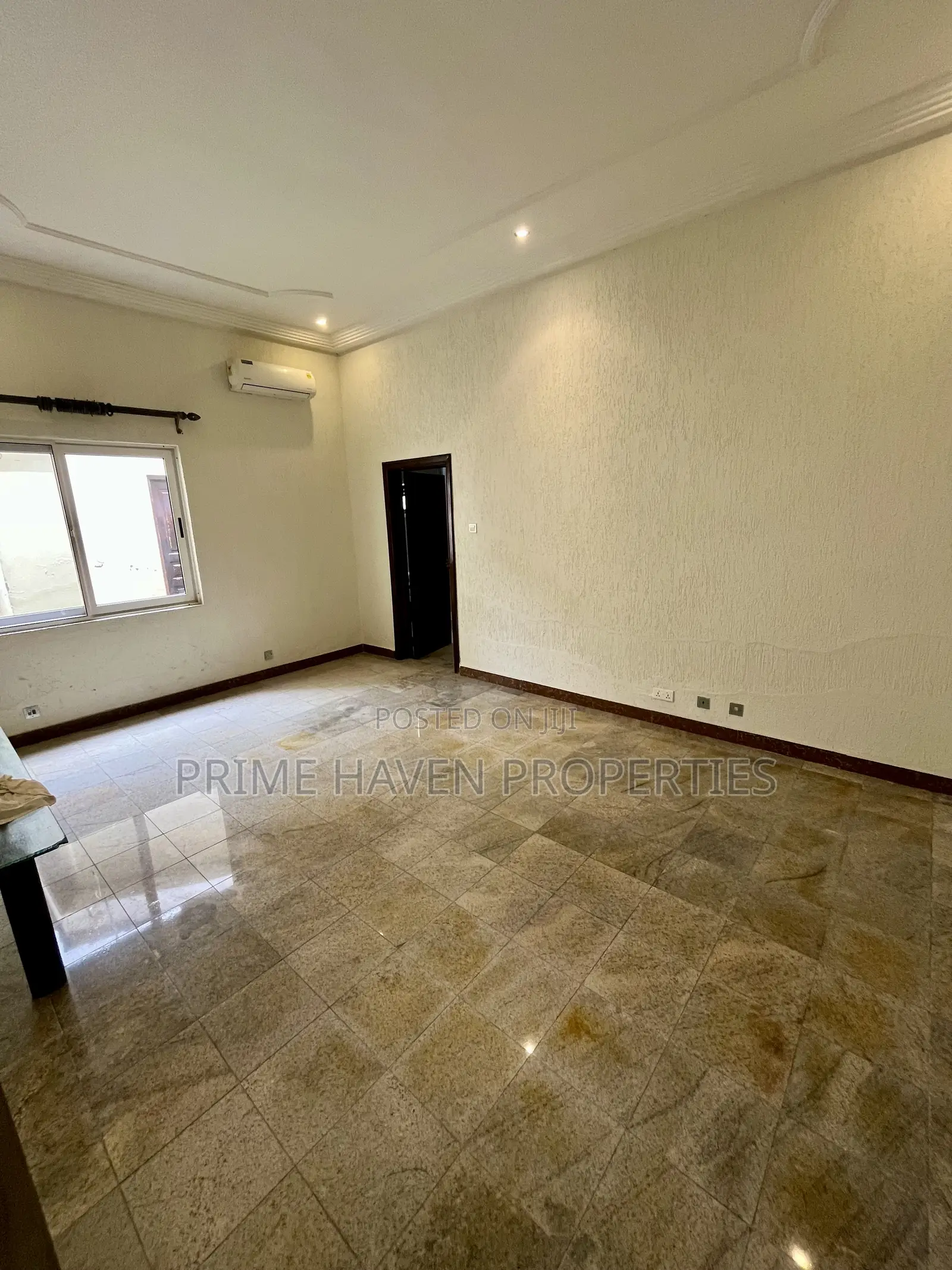 5bdrm House in Medifem Area for sale