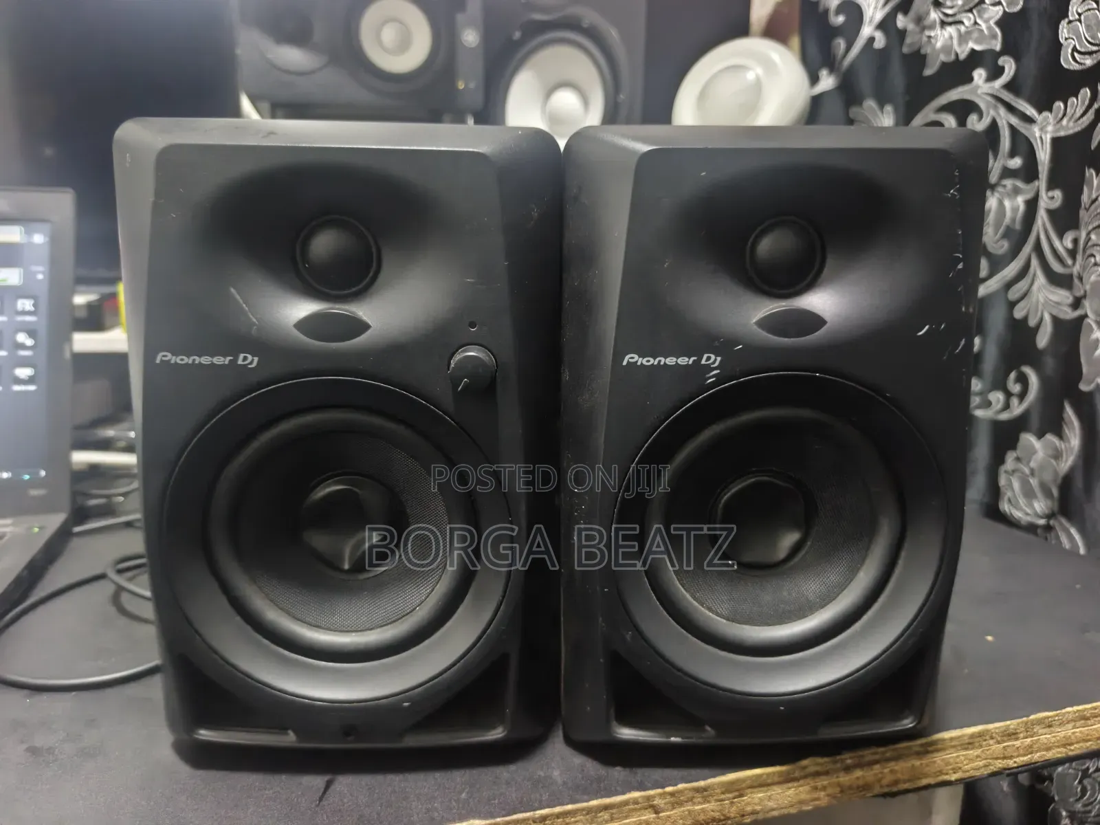 Pioneer DM40 Studio Monitors