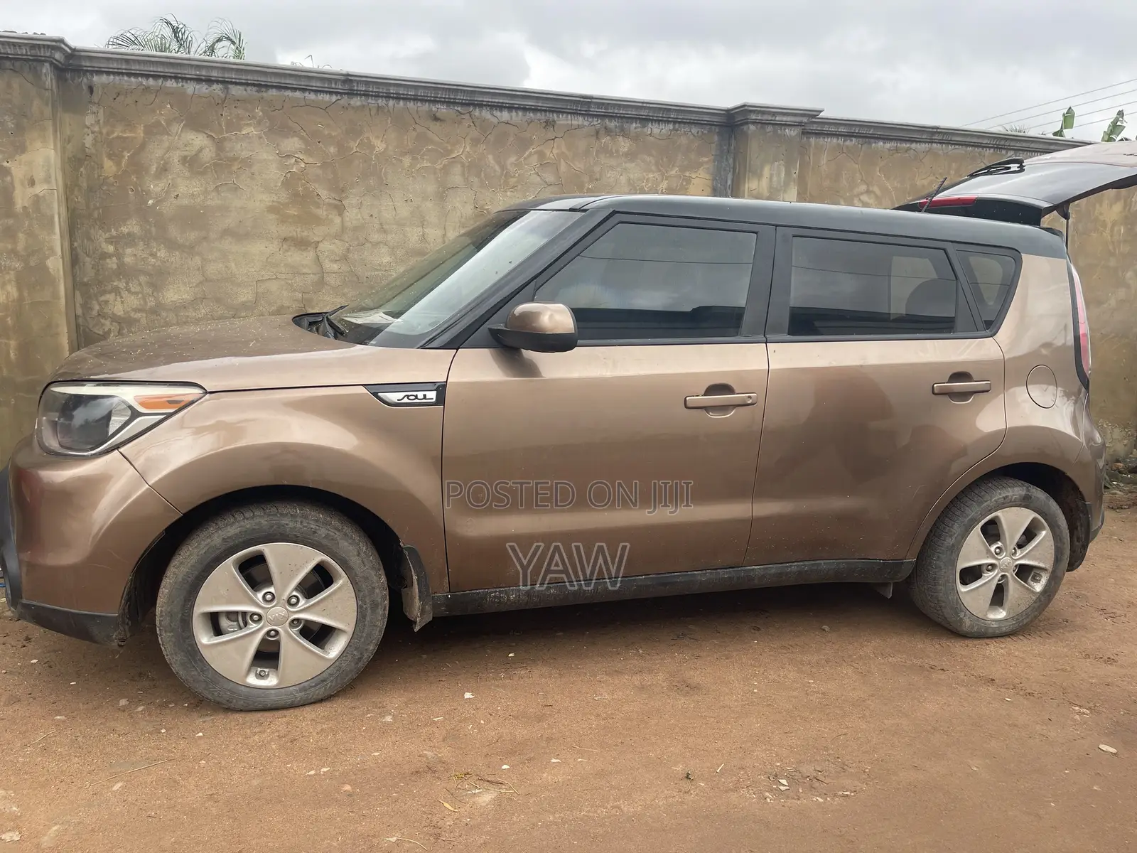 Kia Soul 4dr Wagon (1.6L 4cyl 6A) 2015 Beige
