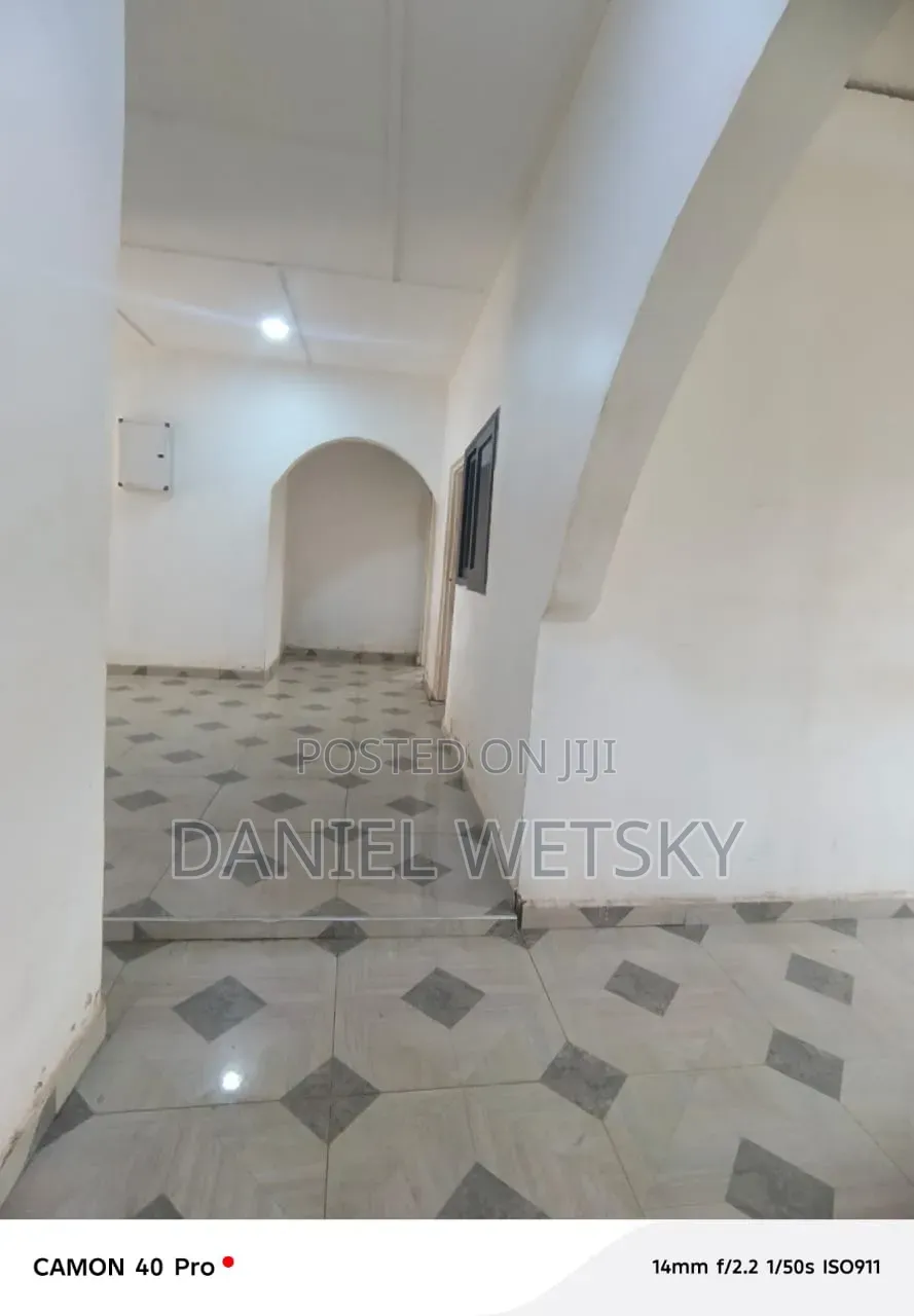 4bdrm Apartment in Ablekuma Joma, Manhean for rent
