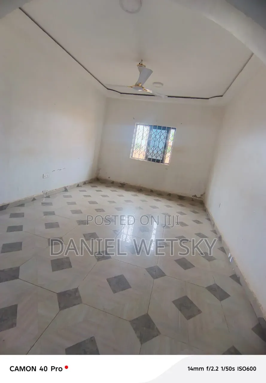 4bdrm Apartment in Ablekuma Joma, Manhean for rent