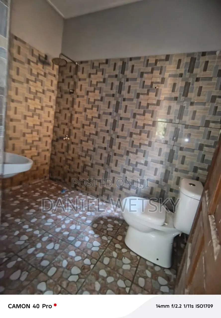 4bdrm Apartment in Ablekuma Joma, Manhean for rent