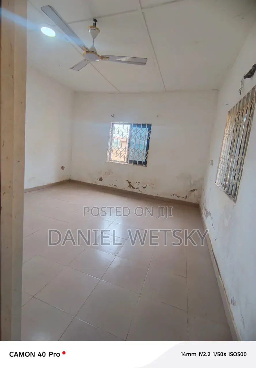 4bdrm Apartment in Ablekuma Joma, Manhean for rent