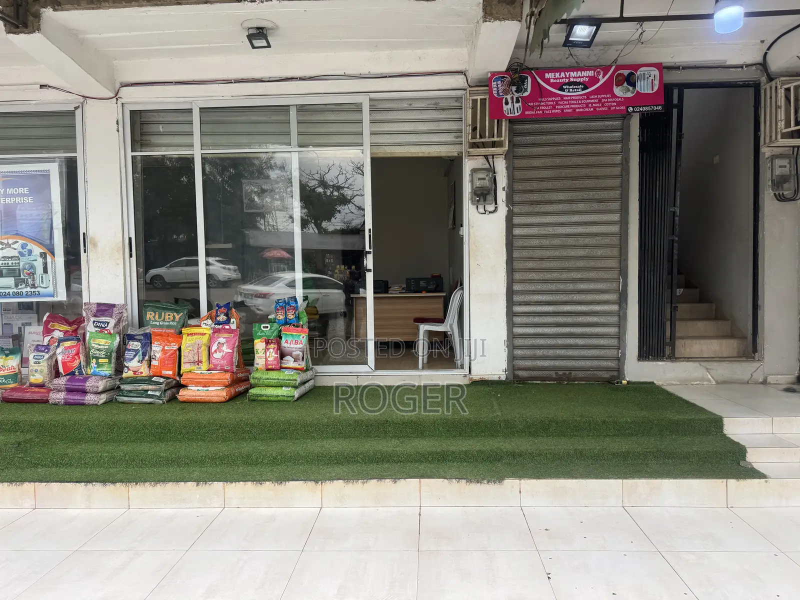 Double Shop for Rent at Achimota Mile 7