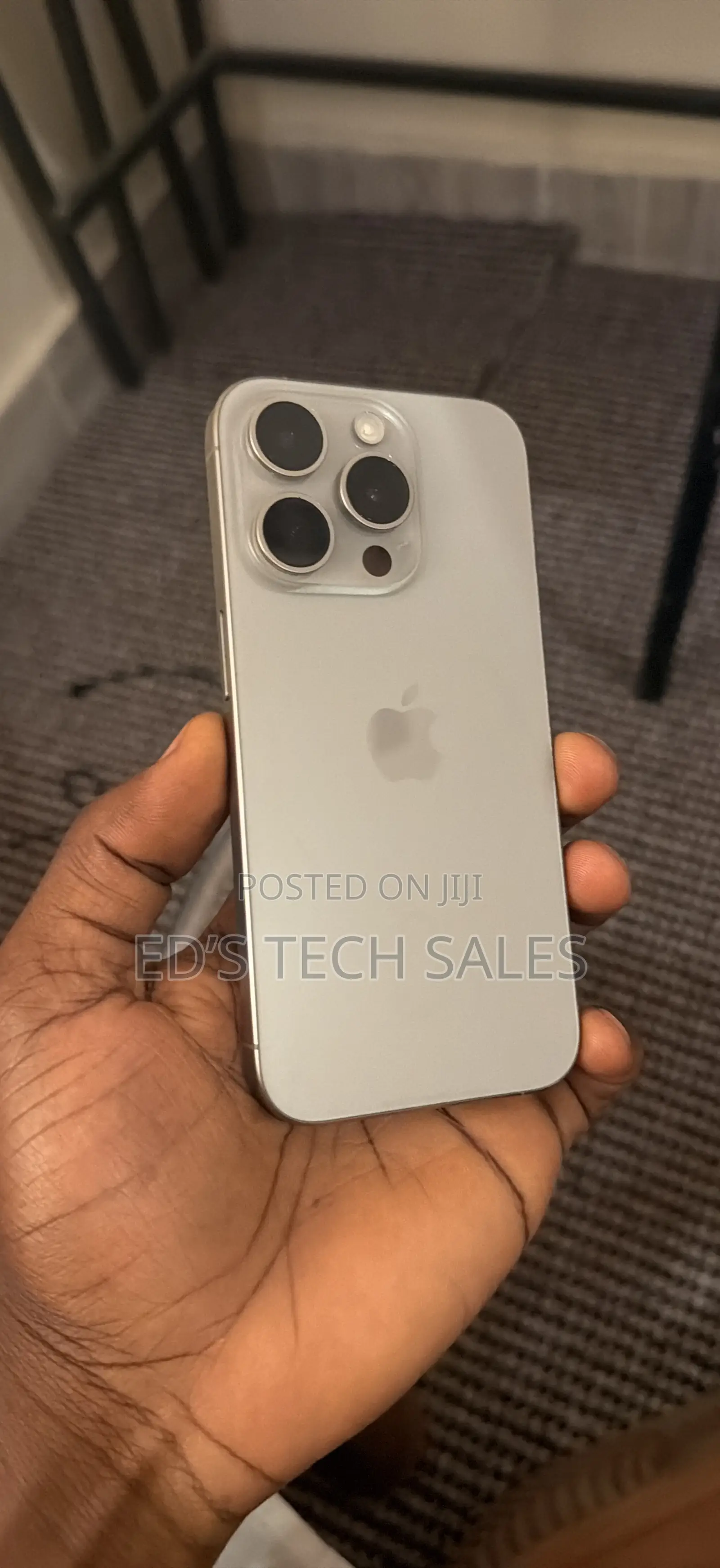 Apple iPhone 15 Pro 128 GB Gray