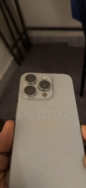 Apple iPhone 15 Pro 128 GB Gray