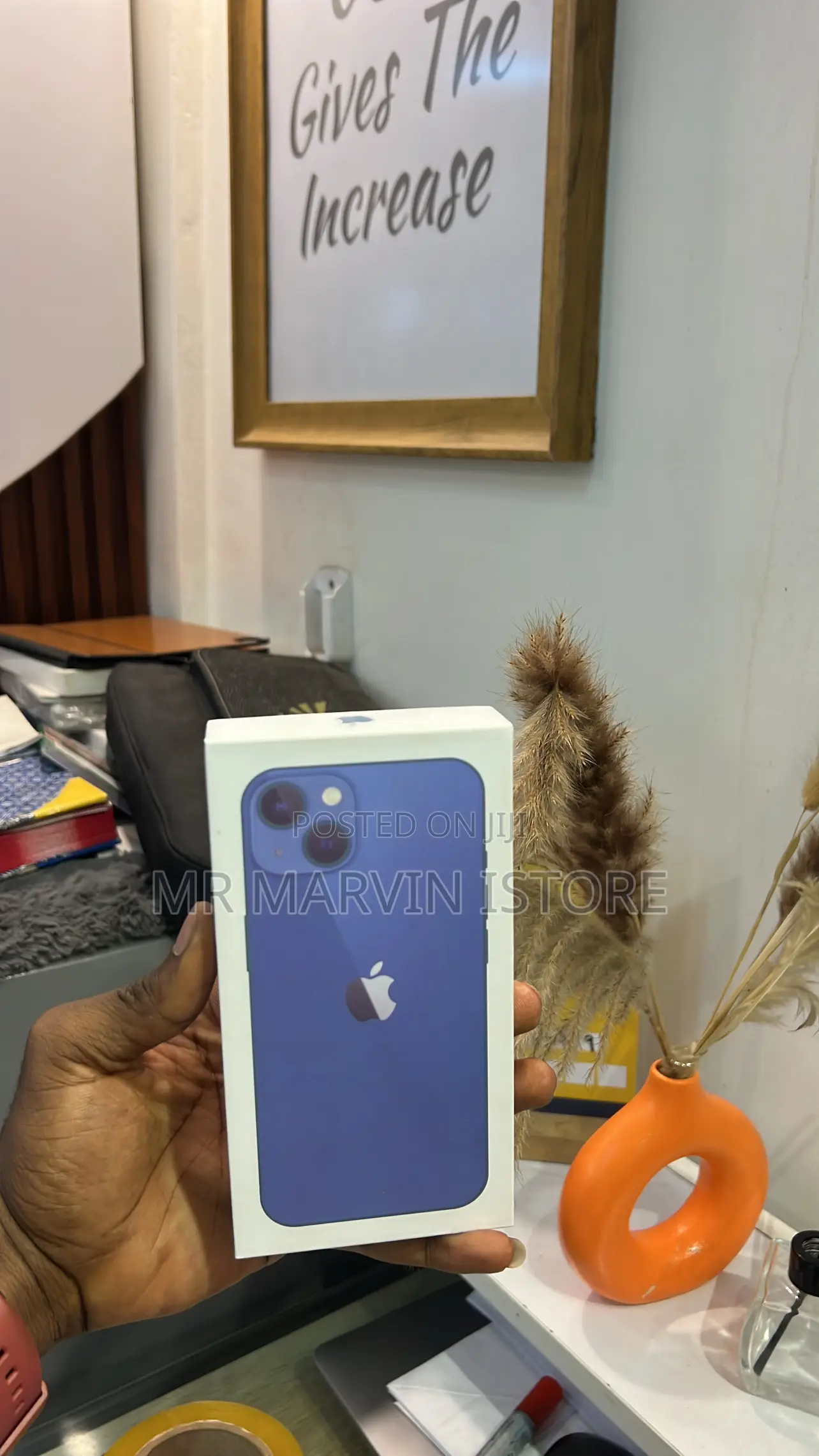 New Apple iPhone 13 128 GB Blue