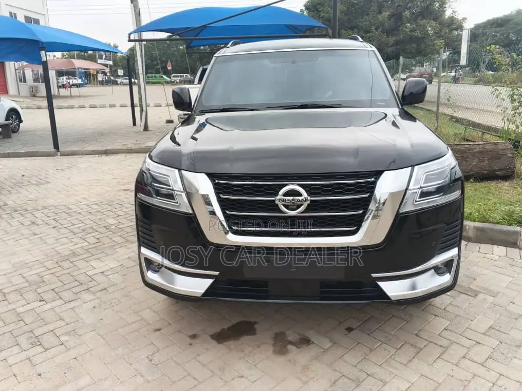 Nissan Patrol 2018 Black