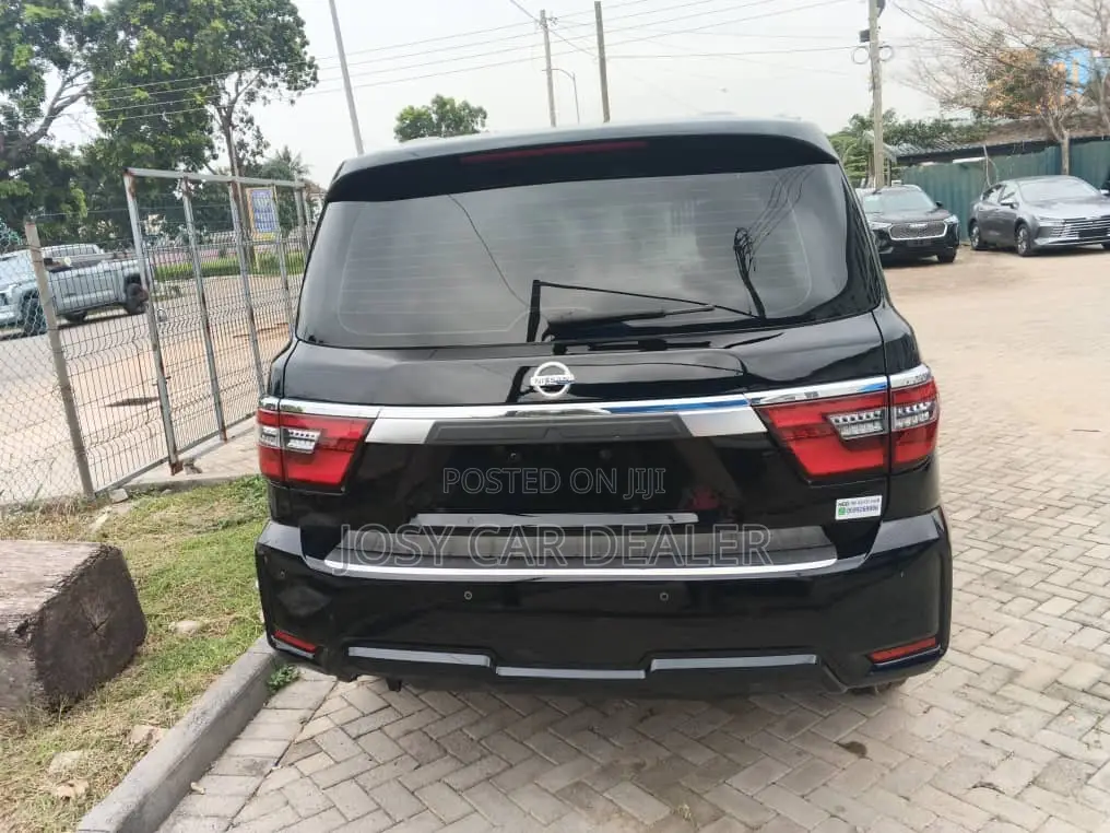 Nissan Patrol 2018 Black