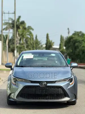 Toyota Corolla LE 2021 Gray