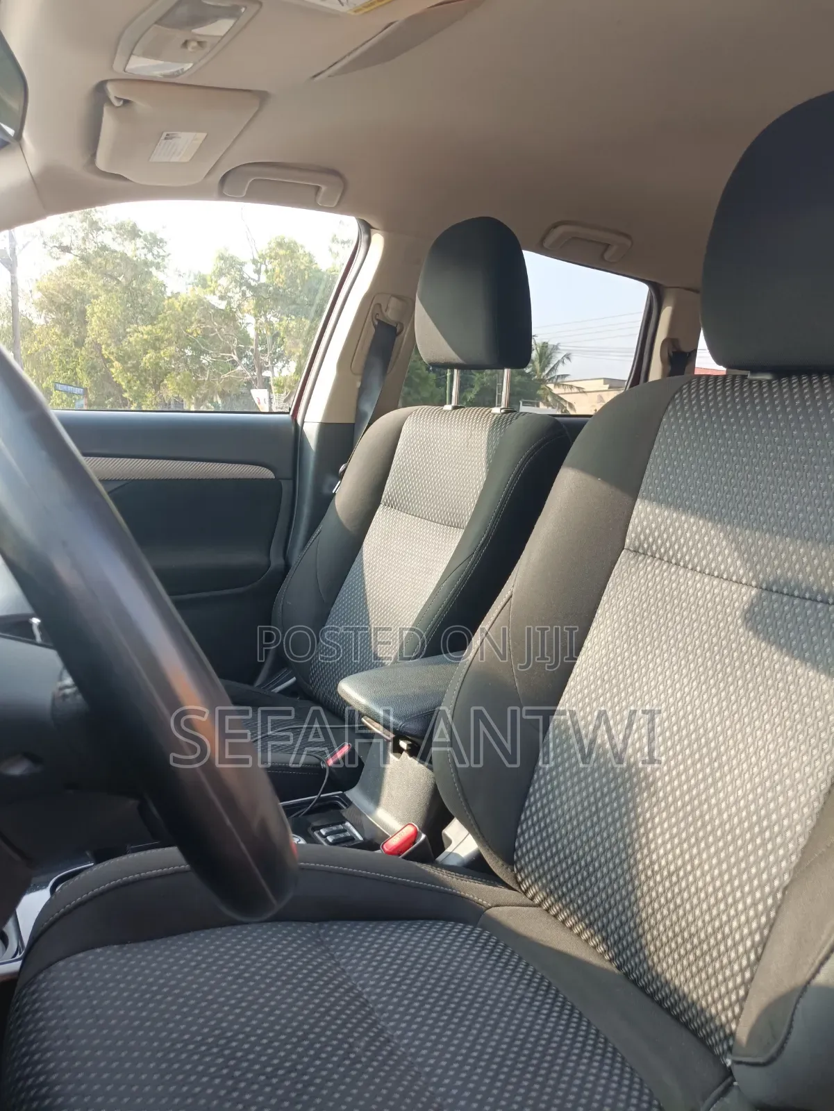 Mitsubishi Outlander 2018 Red