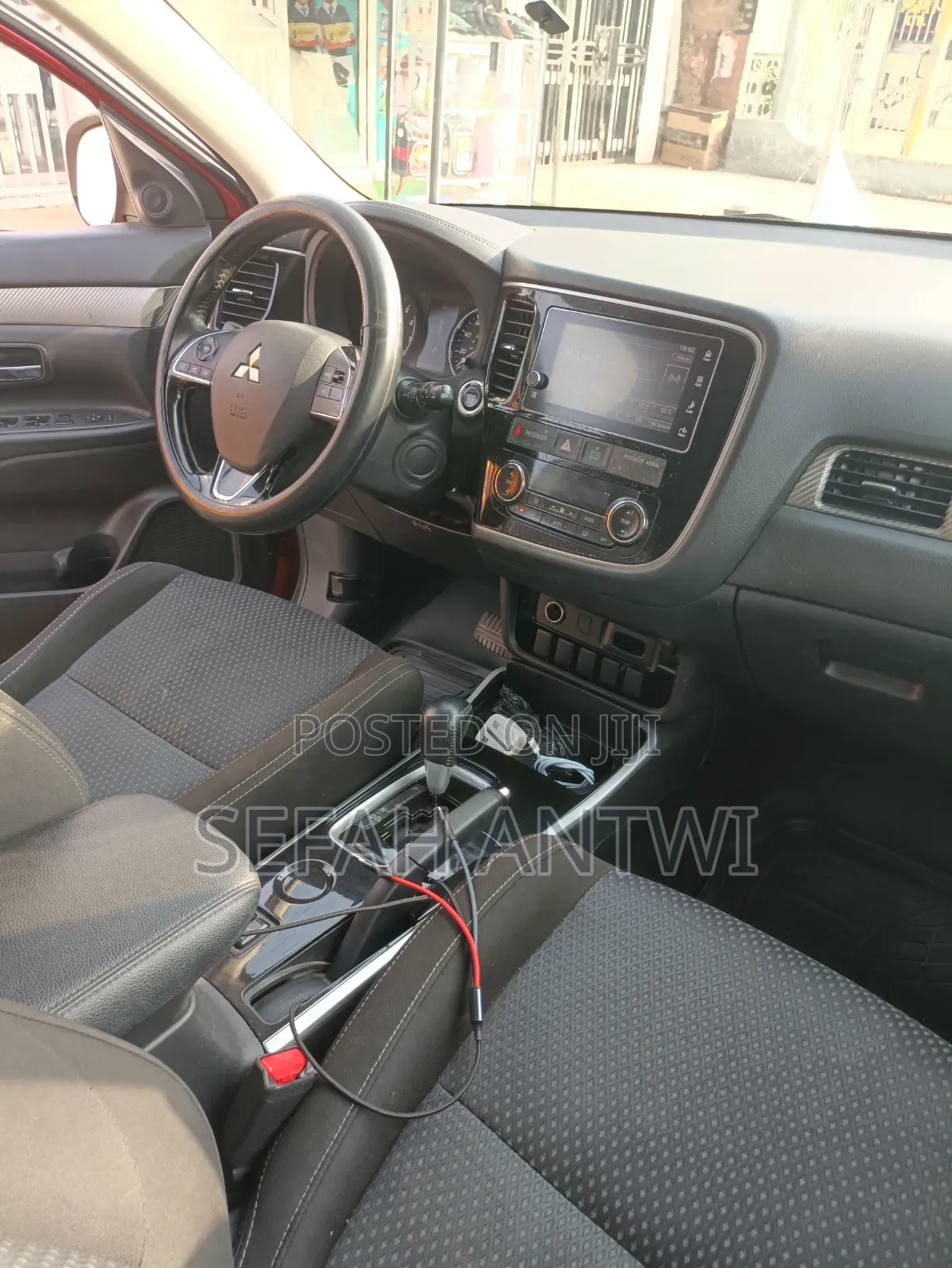 Mitsubishi Outlander 2018 Red