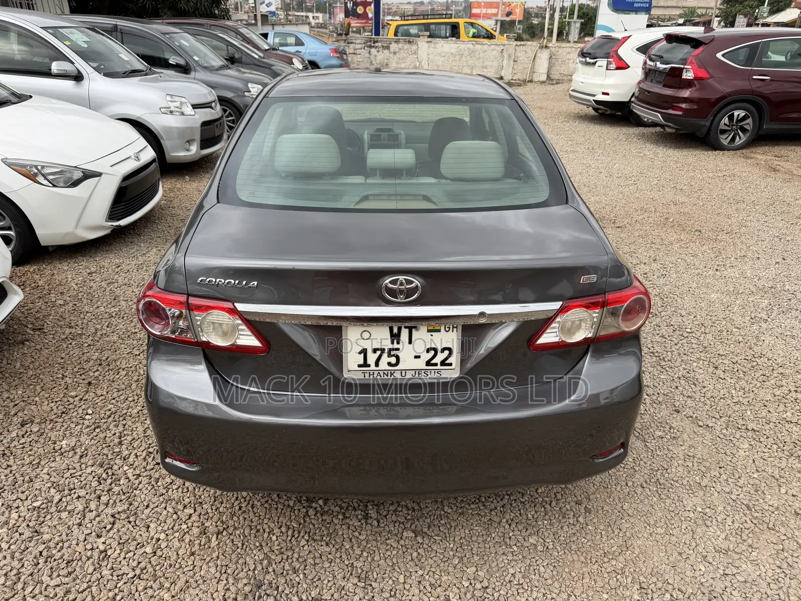 Toyota Corolla LE 4dr Sedan (1.8L 4cyl 4A) 2013 Gray
