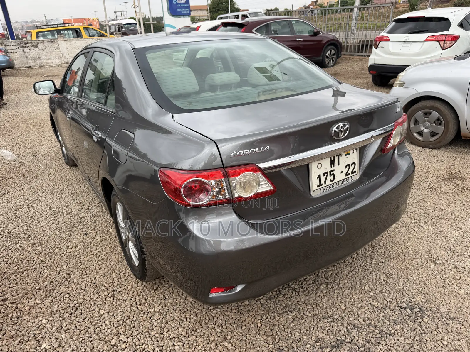 Toyota Corolla LE 4dr Sedan (1.8L 4cyl 4A) 2013 Gray