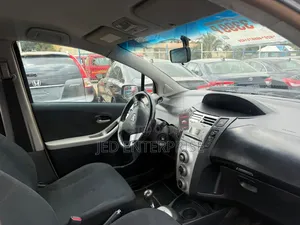 Toyota Yaris 2009 Black