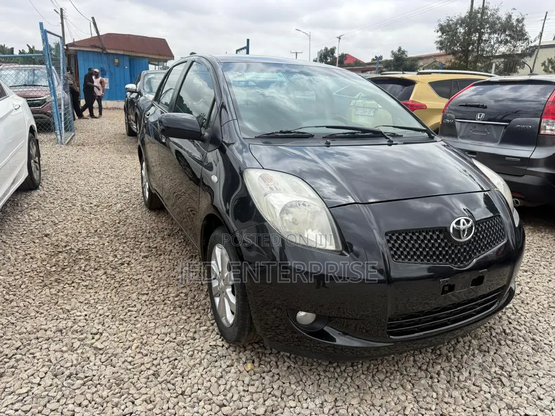 Toyota Yaris 2009 Black