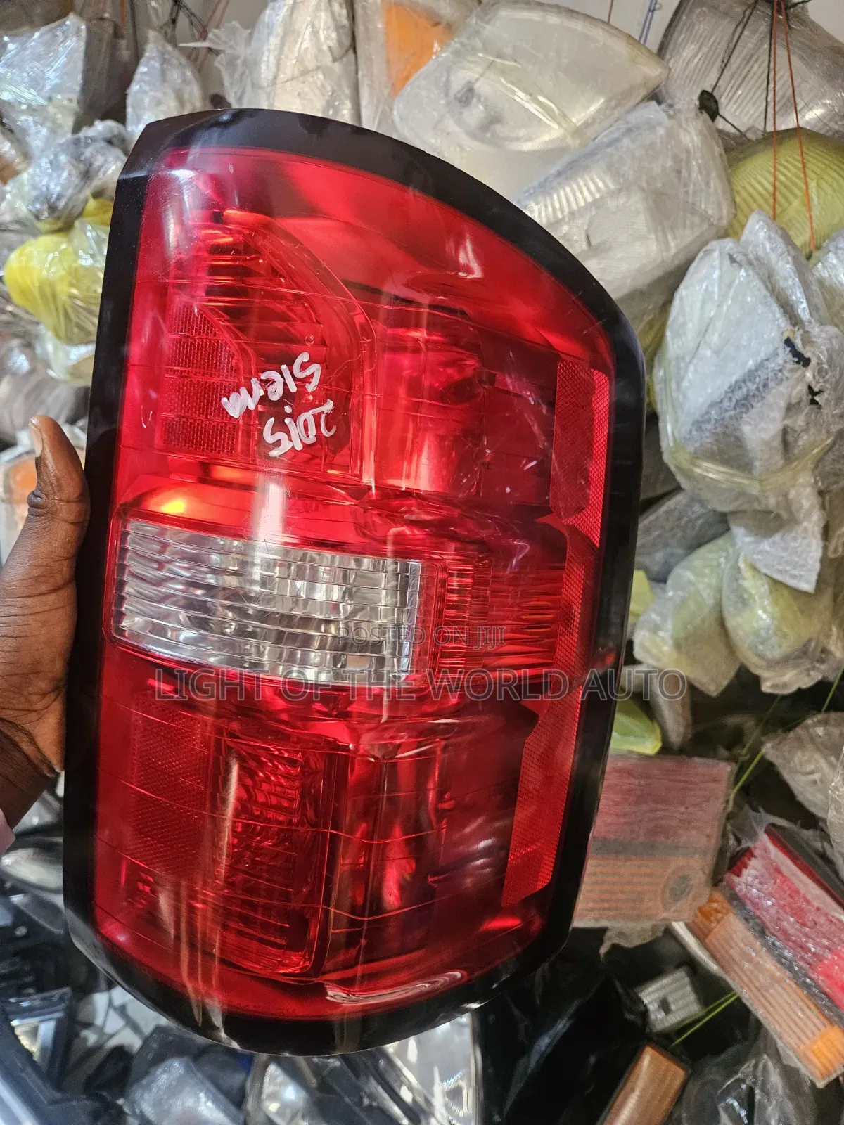 GMC Sierra Taillights Right Side 2015