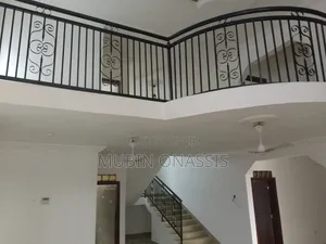 4bdrm House in Items Property, School Junction for rent