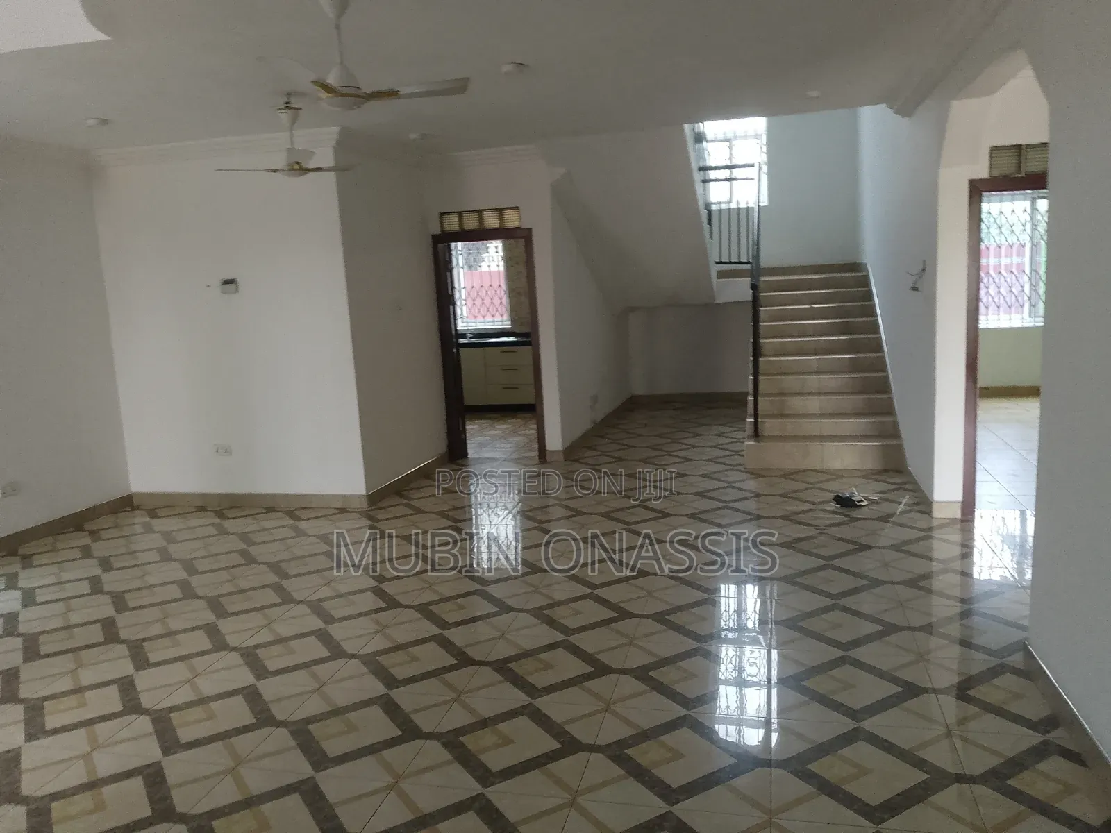 4bdrm House in Items Property, School Junction for rent