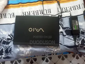 Laptop Sony VAIO SVT14126CNS 8GB Intel Core i5 HDD 500GB