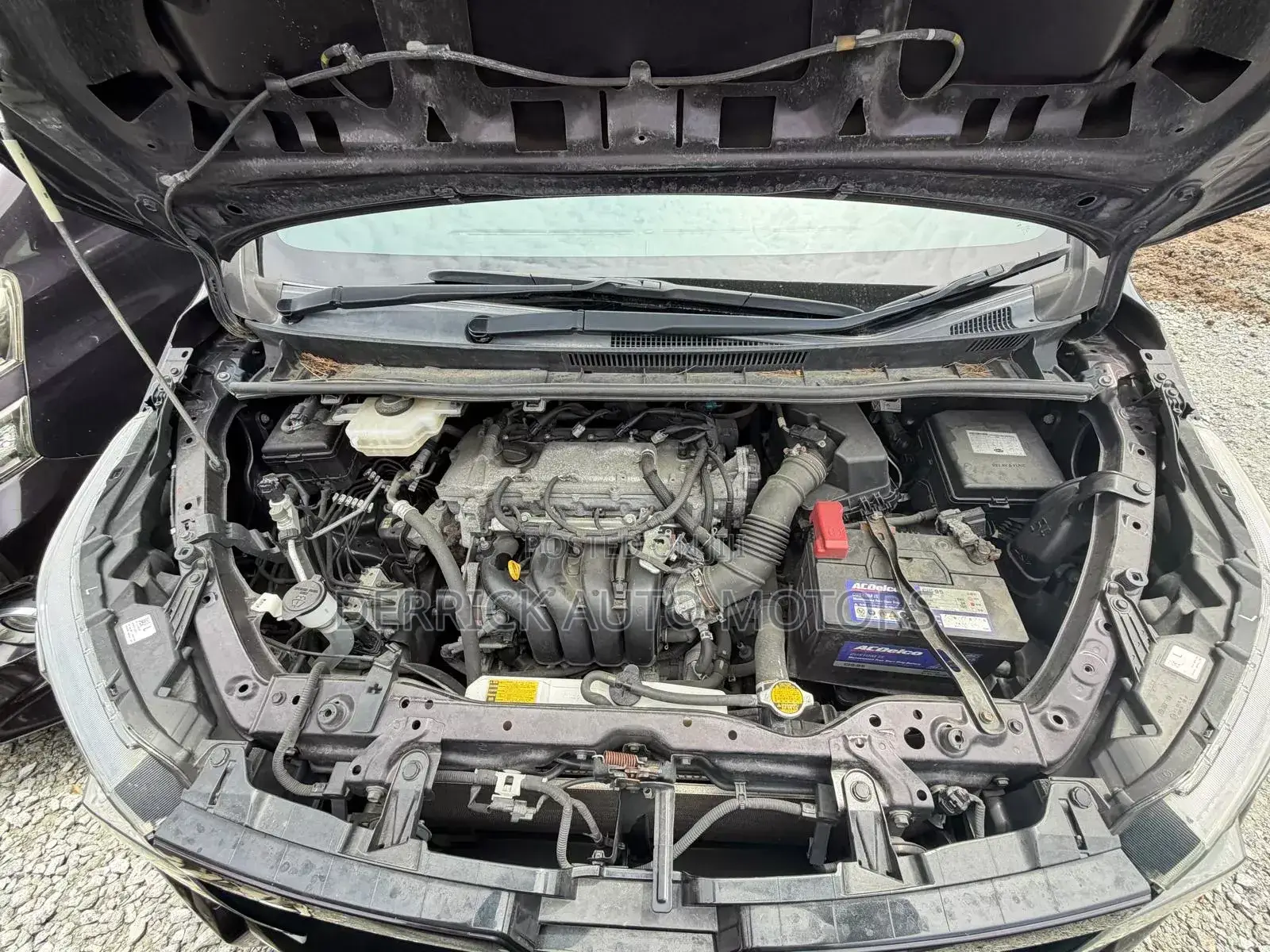 Toyota Voxy V 2WD 7-Seater 2013 Black