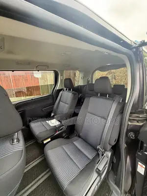 Toyota Voxy V 2WD 7-Seater 2013 Black