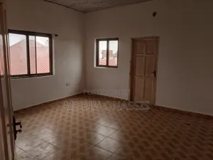 2bdrm Apartment in Items Property, School Junction for rent