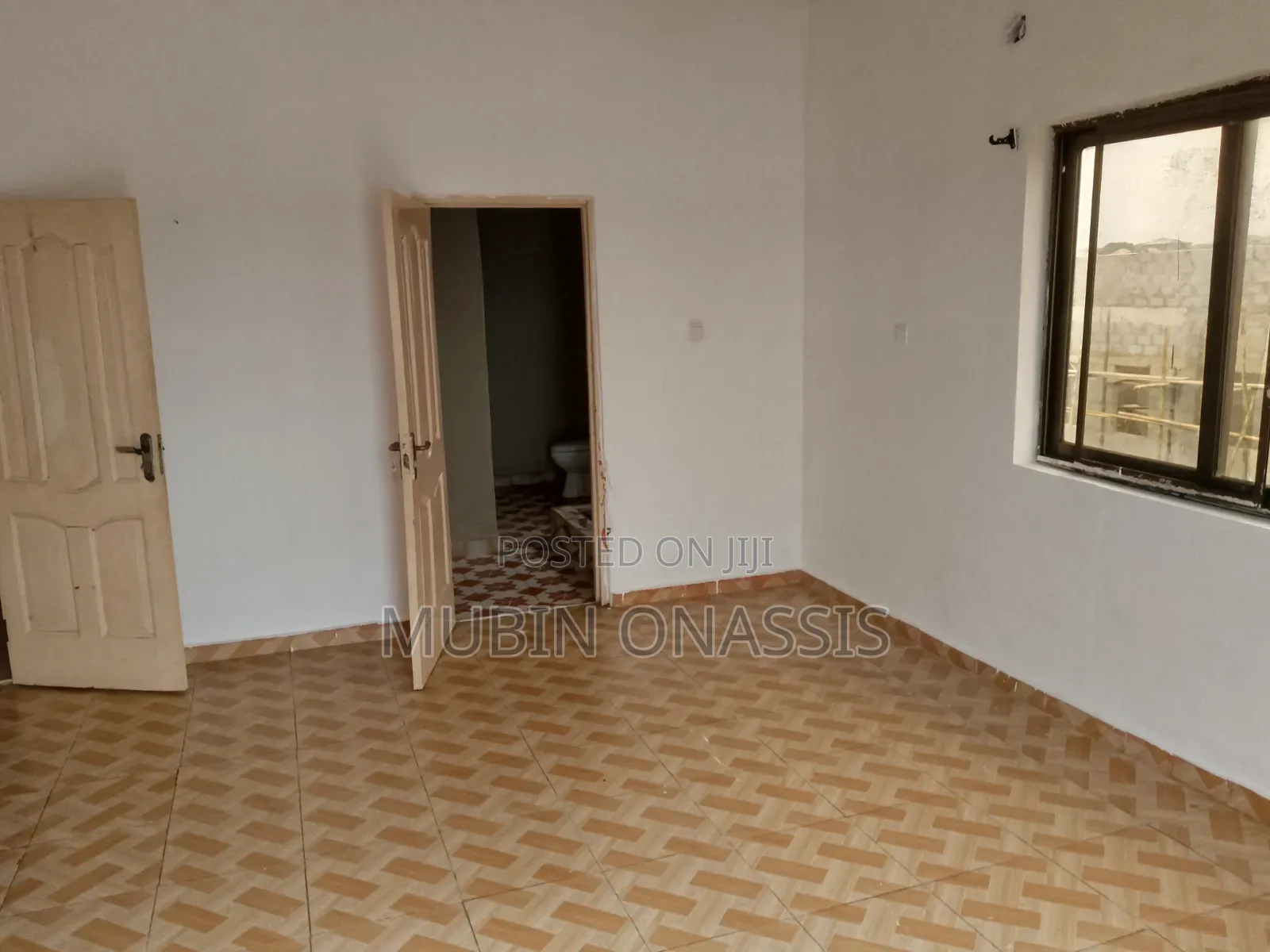 2bdrm Apartment in Items Property, School Junction for rent