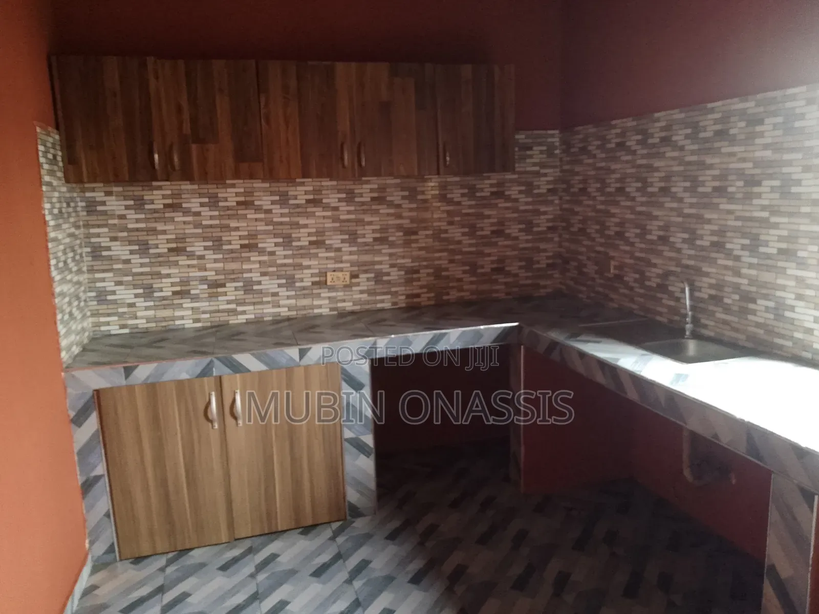 2bdrm Apartment in Items Property, School Junction for rent