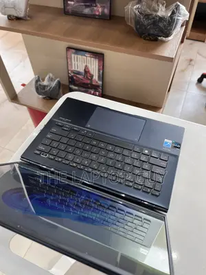 Laptop Asus Zenbook 14 8GB Intel Core i5 SSD 256GB