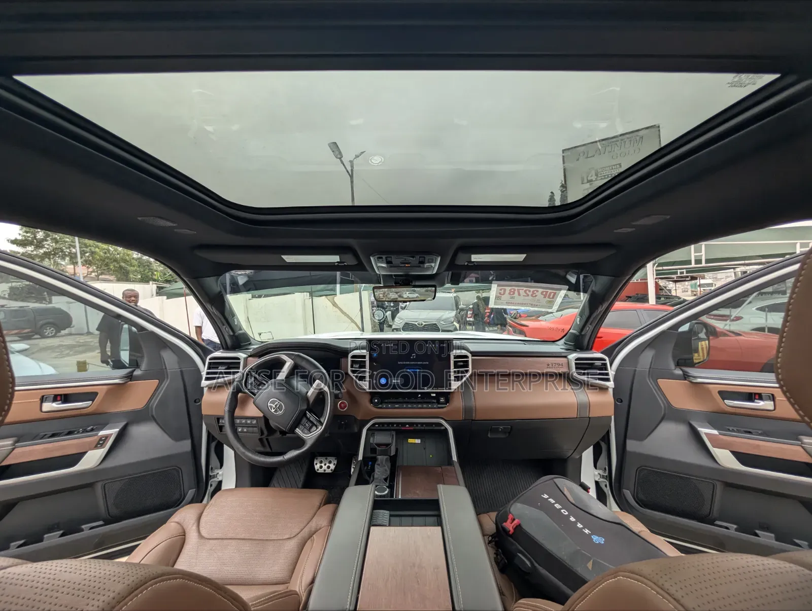 Toyota Tundra 2023 White