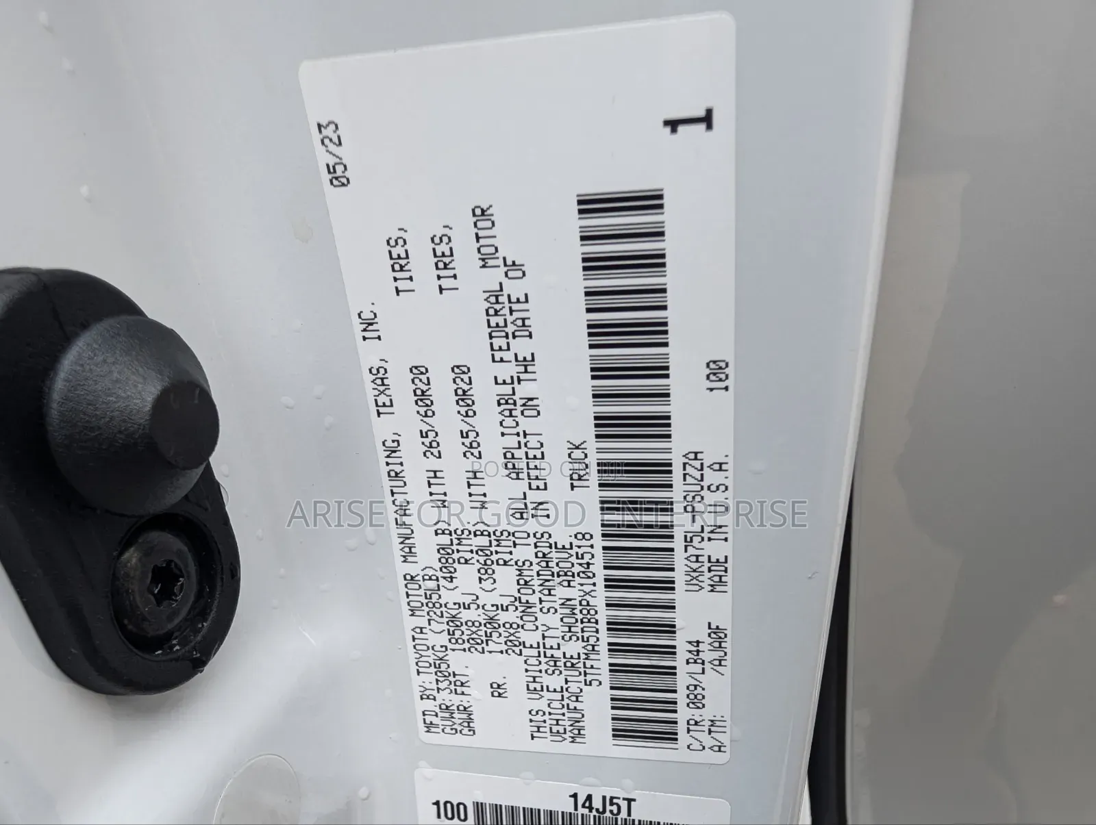 Toyota Tundra 2023 White