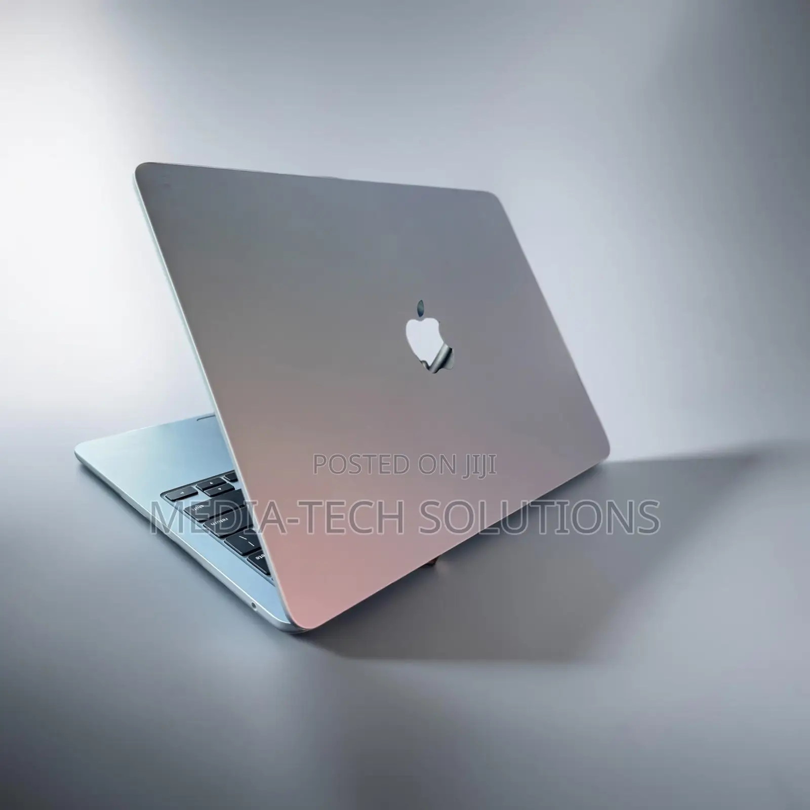 Laptop Apple MacBook Air 16GB Apple M4 SSD 256GB