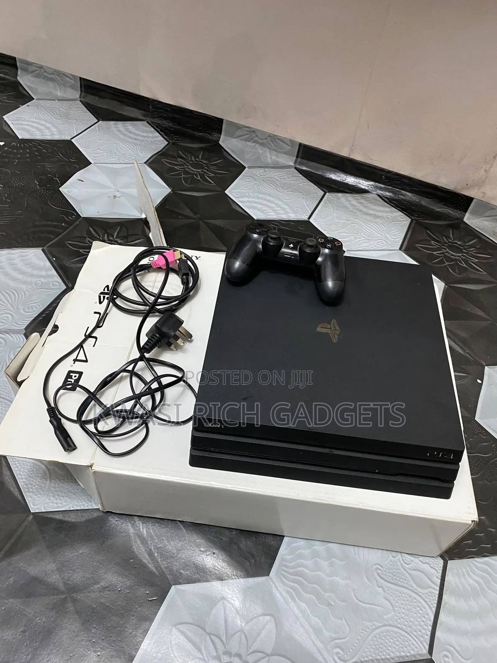 Ps4 Pro 1tb Jailbreak Version Empty Console