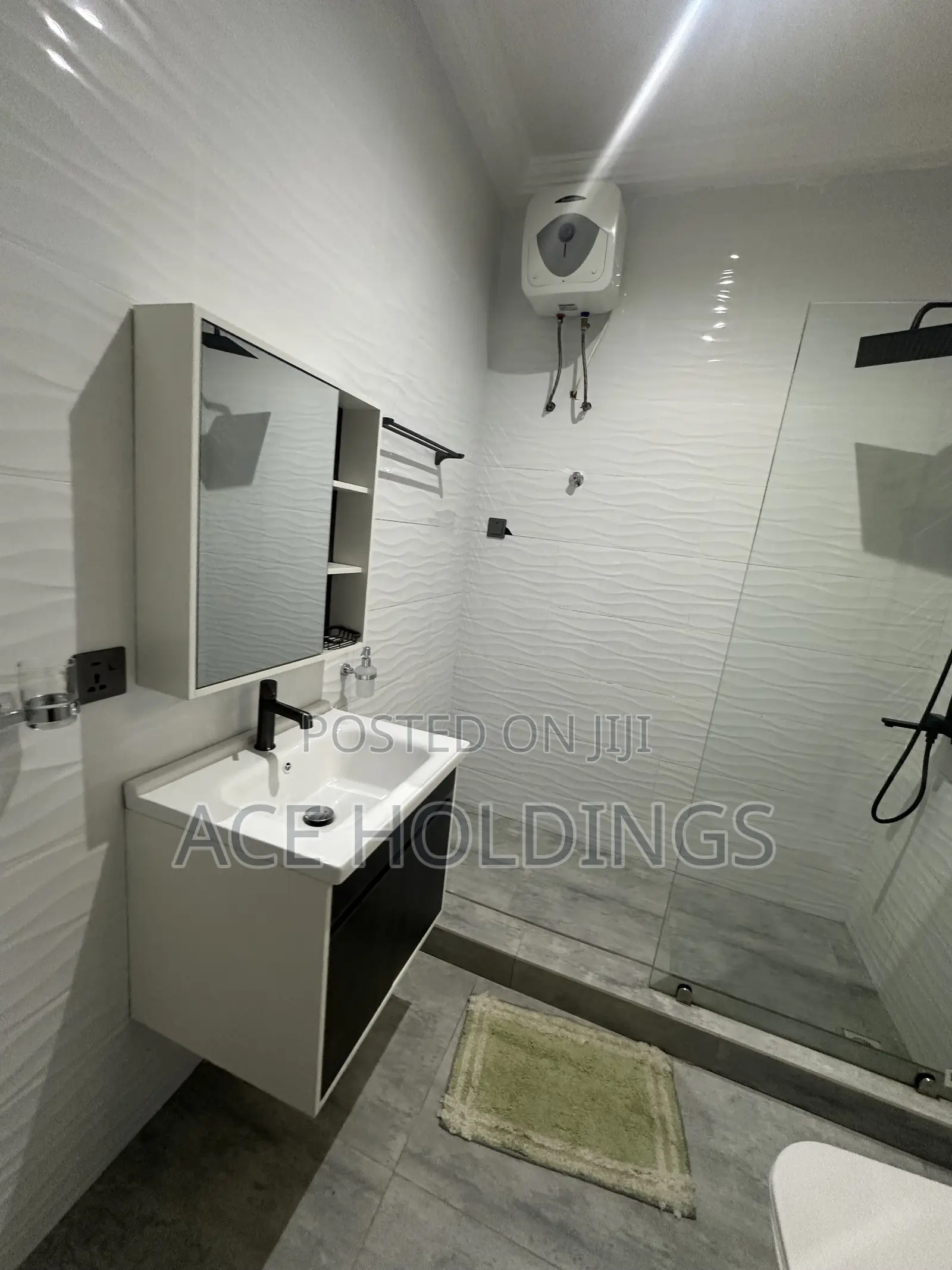 Furnished 3bdrm Townhouse/Terrace in Nanakrom, School Junction for sale