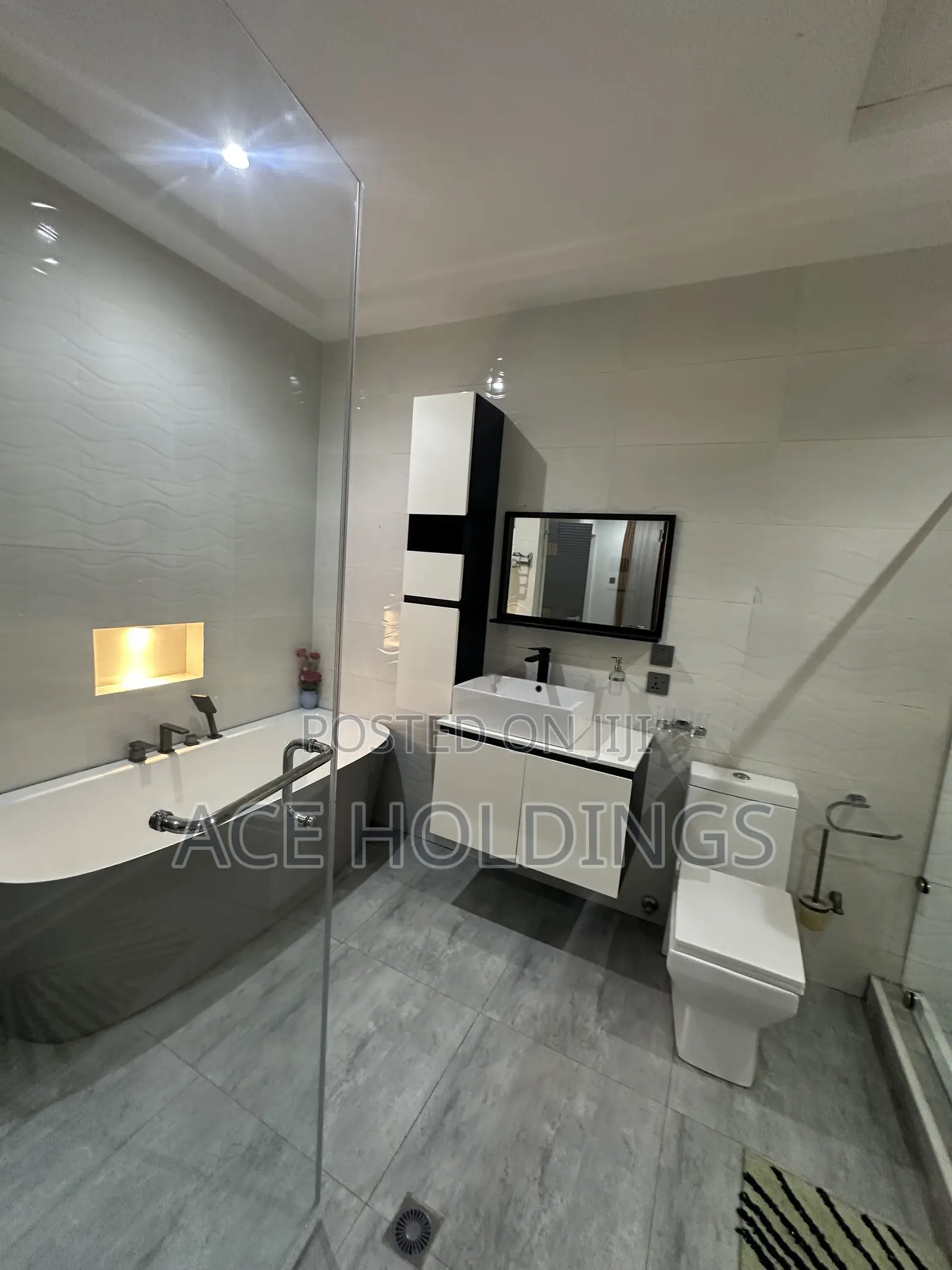 Furnished 3bdrm Townhouse/Terrace in Nanakrom, School Junction for sale