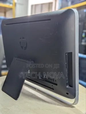 Desktop Computer HP Pavilion 24 8GB Intel Core i5 SSD 128GB
