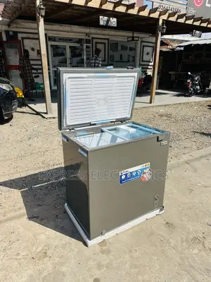 PCF-2530 Chest 200L Freezer Pearl
