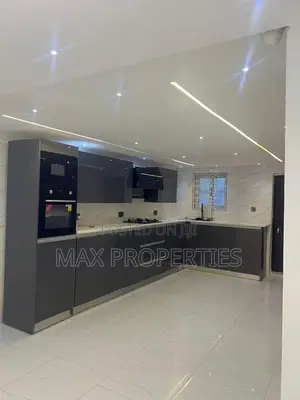 3bdrm House in Amasaman for sale