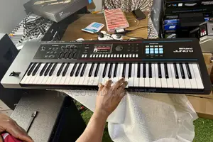 Roland JUNO-D6 Synthesizer Keyboard