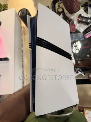 PS5 Pro 2TB Disc Edition With 1 Controller No Games