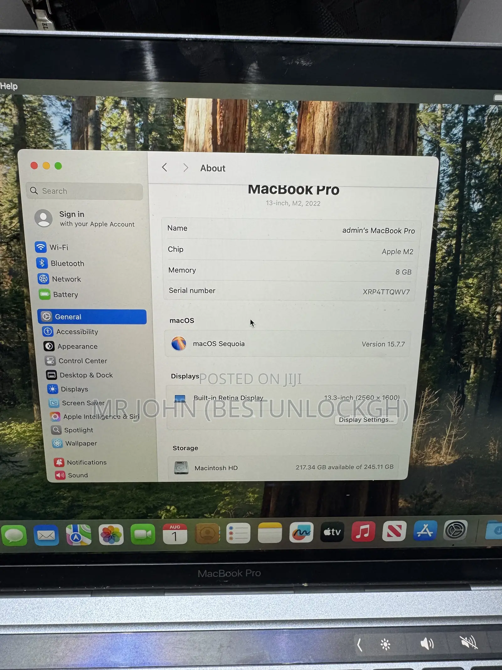 Laptop Apple MacBook Pro 2022 M2 8GB Apple M2 SSD 256GB